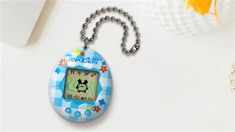 when do tamagotchis evolve gen 1|All the Tamagotchi original colours, how to evolve,。